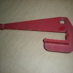 Red Bracket    P/N 030007-100